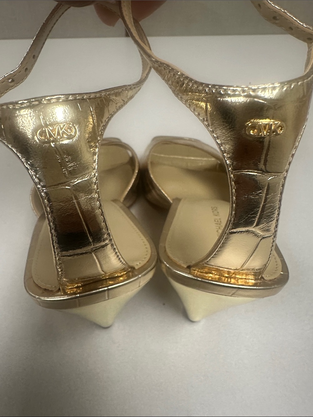 Michael Kors Metallic Gold Croc-Embossed Slingback Heels Size 8M NWB - Picture 5 of 9